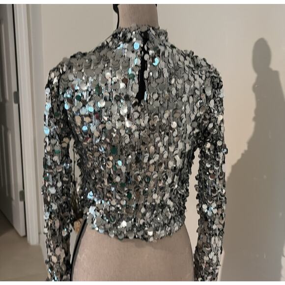 NWT $99 DKNY Silver Sequence Crop Top Size Small - Picture 3 of 7